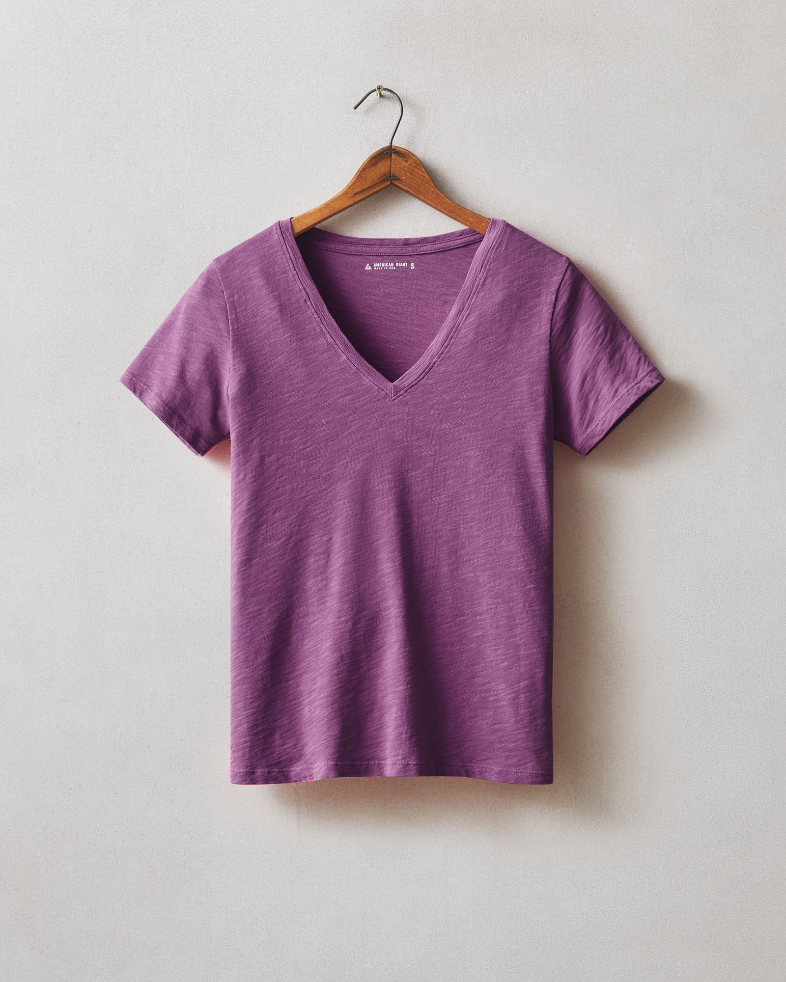 Women's Premium Slub V-Neck Tee - Plum